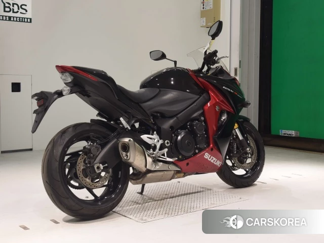 Проданный Suzuki GSX-S1000F 2016 из Японии, фото 2