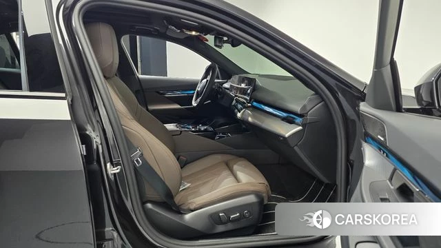 BMW 5 Series (G60) id 4222566 из Кореи 18