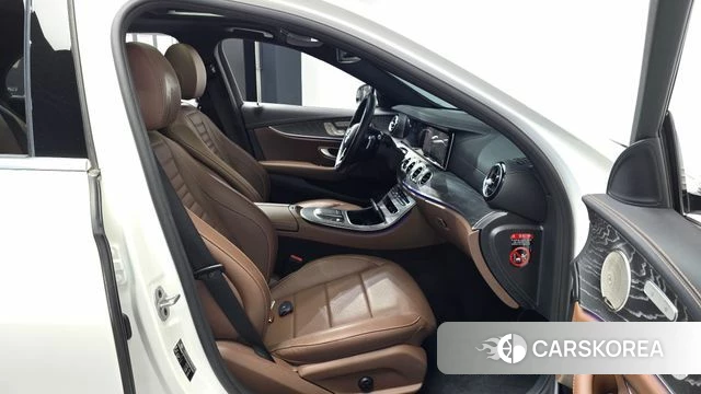Mercedes-Benz E-Class W213 id 4444437 из Кореи 18
