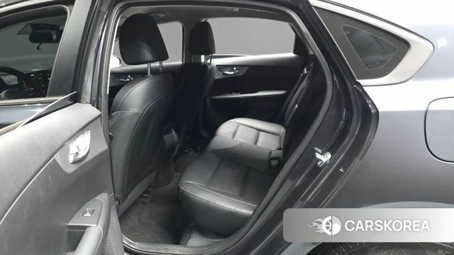 Kia The New K3 2nd generation id 4195709 из Кореи 18