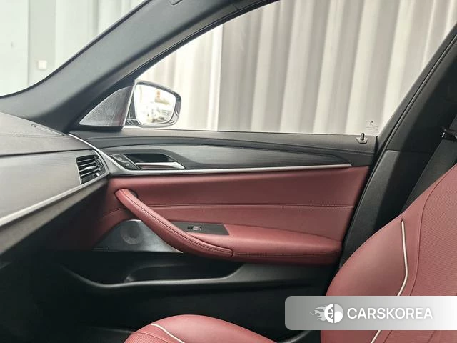 BMW 5 series id 4256919 из Китая 18