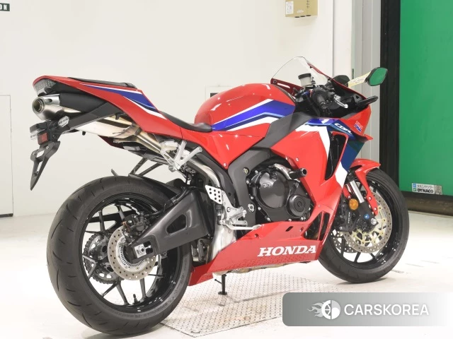 Проданный Honda CBR600RR 2023 из Японии