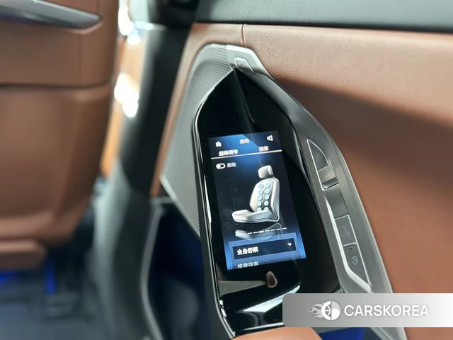 BMW 7 series id 4271780 из Китая 18