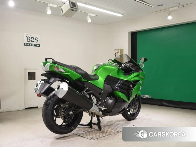 Проданный Kawasaki ZX-14R NINJA ABS 2012 из Японии, фото 2