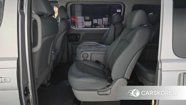 Hyundai The New Grand Starex id 4694182 из Кореи 18