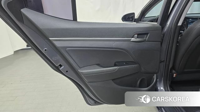 Hyundai Avante AD id 4557918 из Кореи 18