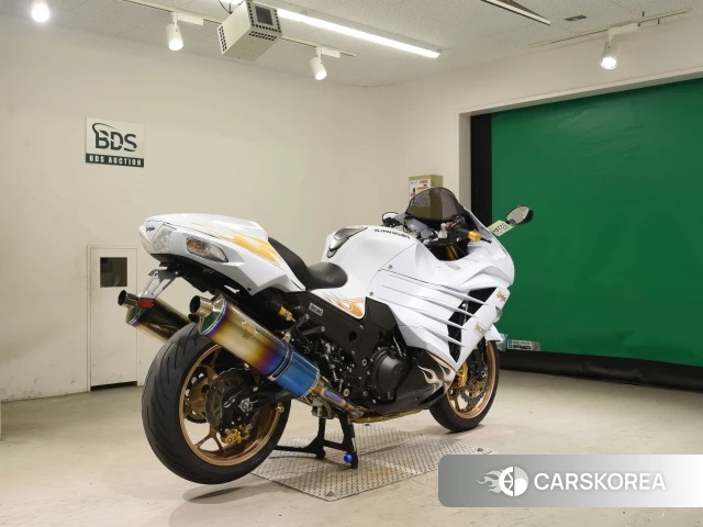 Проданный Kawasaki ZX-14R NINJA ABS 2014 из Японии, фото 2