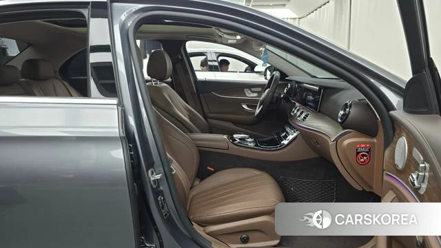 Mercedes-Benz E-Class W213 id 4465136 из Кореи 18