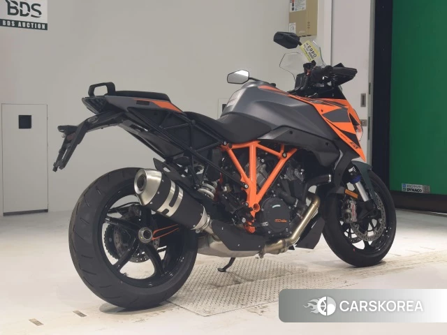 Проданный KTM 1290 SUPER DUKE GT 2022 из Японии, фото 2