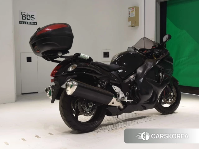 Проданный Suzuki GSX1300R HAYABUSA 2017 из Японии, фото 2
