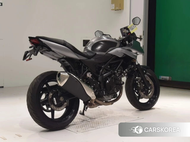 Проданный Suzuki SV650X 2018 из Японии, фото 2