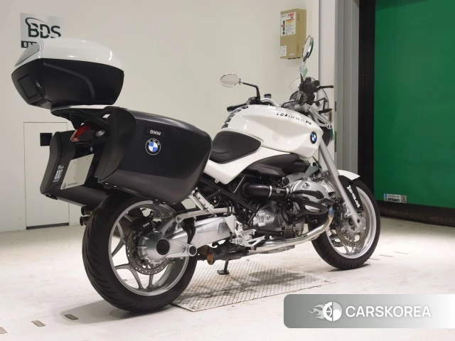 Проданный BMW R1200R 2010 из Японии