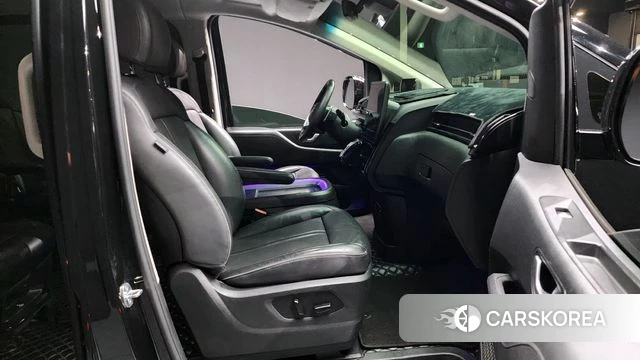Hyundai Staria id 4329970 из Кореи 18