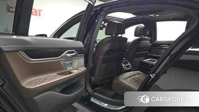BMW 7 Series (G11) id 4355226 из Кореи 18