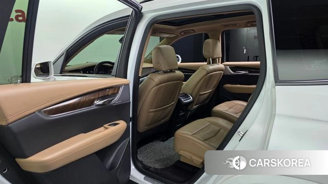 Cadillac XT6 id 4849549 из Кореи 18