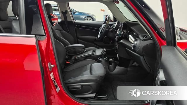 Mini Cooper id 4676183 из Кореи 18