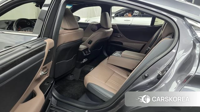 Lexus ES300h 7th generation id 4248521 из Кореи 18