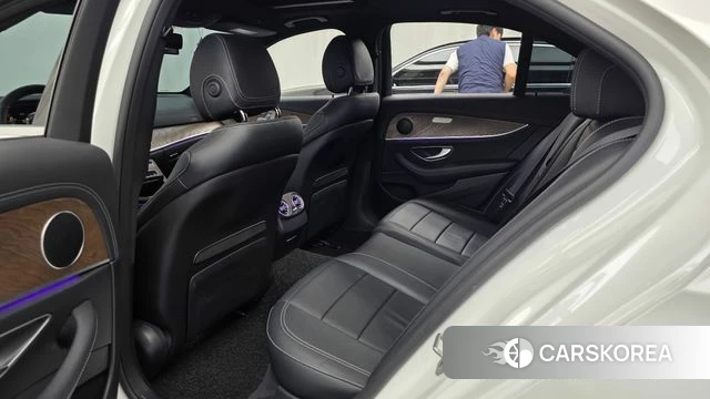 Mercedes-Benz E-Class W213 id 4727208 из Кореи 18