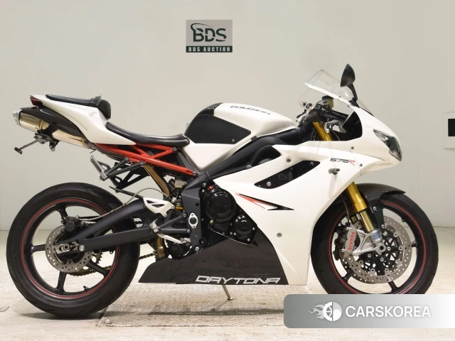 Triumph DAYTONA 675R id 3946628 из Японии 18