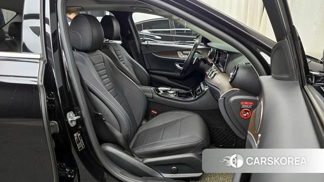 Mercedes-Benz E-Class W213 id 4251432 из Кореи 18