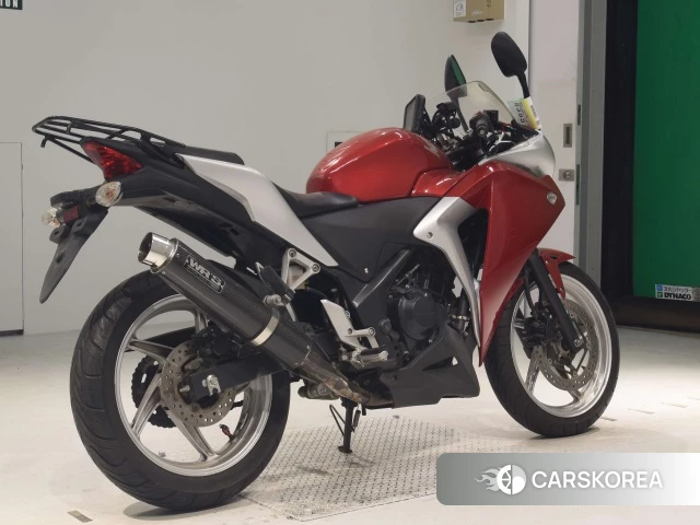 Проданный Honda CBR250R 2011 из Японии, фото 2