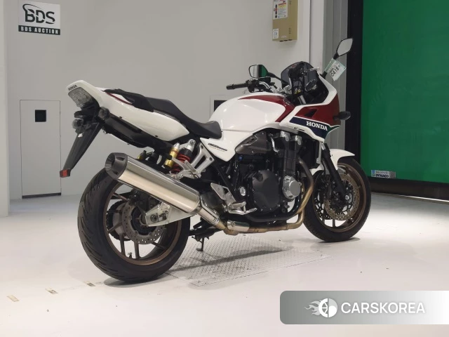 Проданный Honda CB1300SF BOLDOR ABS 2016 из Японии, фото 2