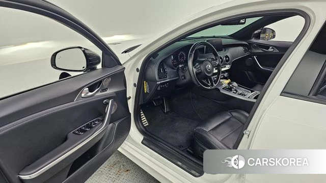 Kia Stinger id 4568346 из Кореи 18