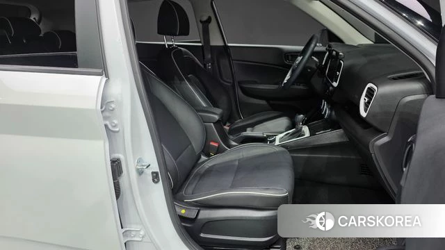 Hyundai Venue id 4700701 из Кореи 18