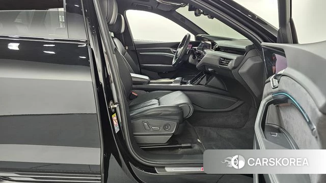 Audi e-Tron id 4566354 из Кореи 18