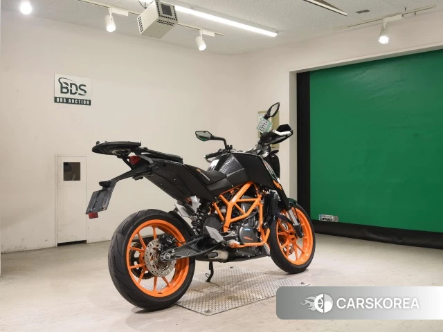 Проданный KTM 390 DUKE 2016 из Японии, фото 2