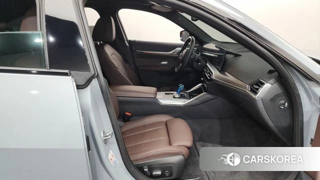 BMW i4 id 4308719 из Кореи 18
