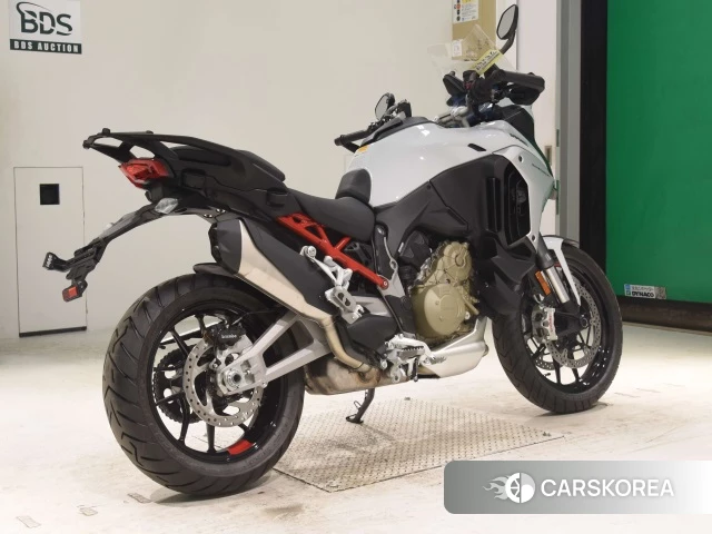 Проданный Ducati MULTISTRADA V4 S 2023 из Японии, фото 2
