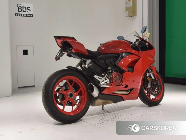 Проданный Ducati PANIGALE V2 2020 из Японии, фото 2