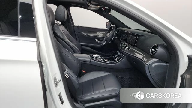 Mercedes-Benz E-Class W213 id 4530514 из Кореи 18