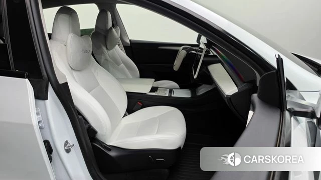 Tesla Model Y id 4516896 из Кореи 18