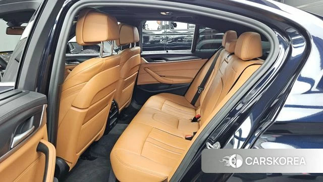 BMW 5 Series (G30) id 4641158 из Кореи 18