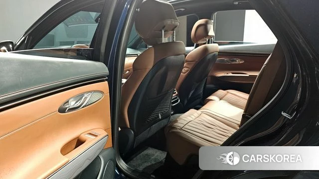 Genesis GV70 id 4202504 из Кореи 18