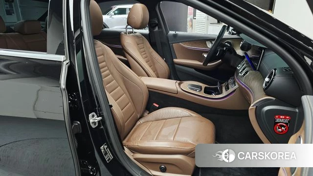 Mercedes-Benz E-Class W213 id 4636887 из Кореи 18