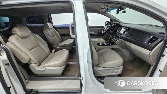 Kia The New Carnival id 4203379 из Кореи 18