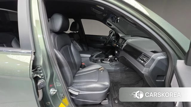 Ssangyong The New Rexton Sports Cannes id 4593068 из Кореи 18