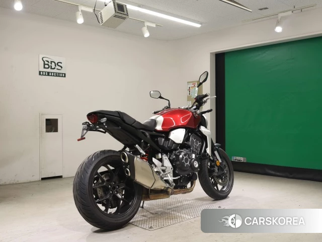 Проданный Honda CB1000R 2018 из Японии, фото 2