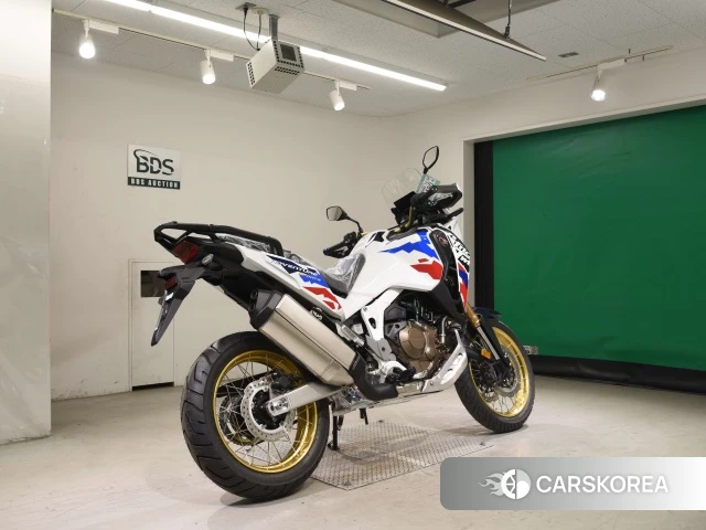 Проданный Honda CRF1100L AFRICA TWIN ADV 2024 из Японии, фото 2