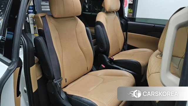 Kia Carnival 4th generation id 4280975 из Кореи 18