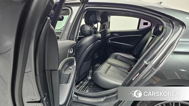 Genesis G70 id 4900689 из Кореи 18