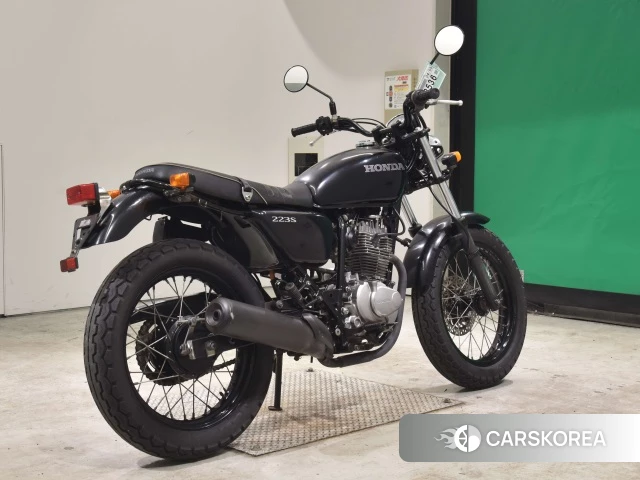 Проданный Honda CB223S 2011 из Японии