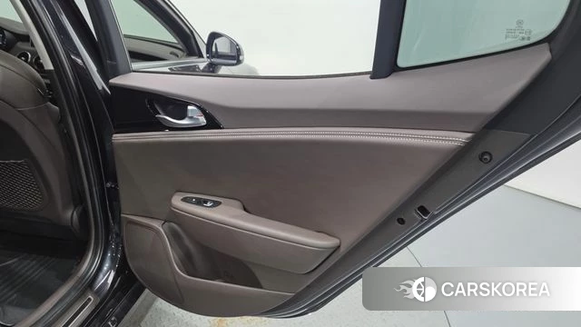 Kia Stinger id 4435870 из Кореи 18