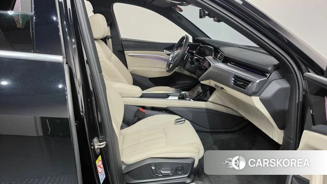 Audi e-Tron id 4656704 из Кореи 18