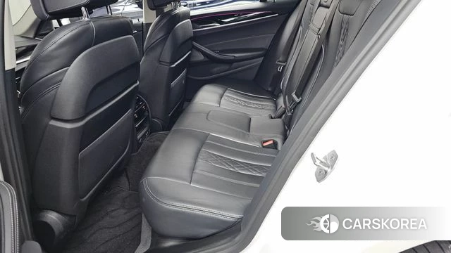 BMW 5 Series (G30) id 4625568 из Кореи 18