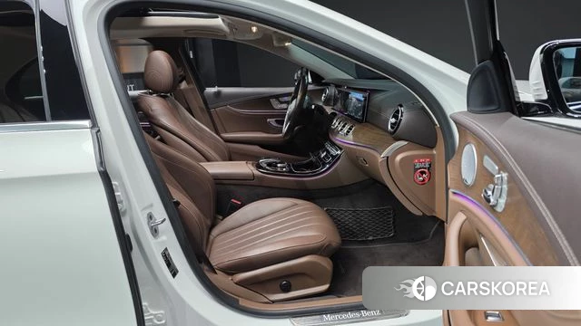 Mercedes-Benz E-Class W213 id 4269126 из Кореи 18
