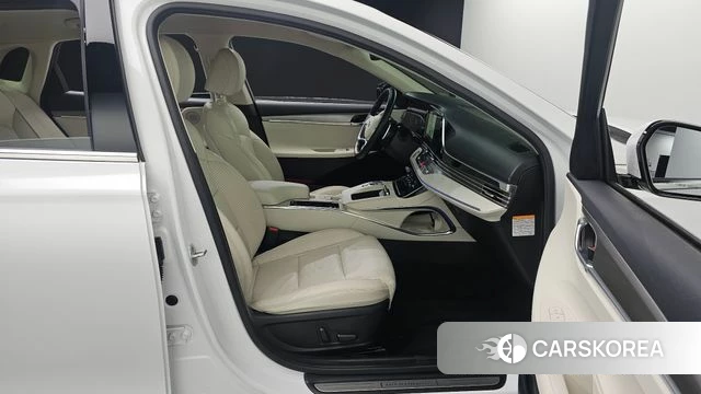 Hyundai The New Grandeur IG Hybrid id 4529064 из Кореи 18